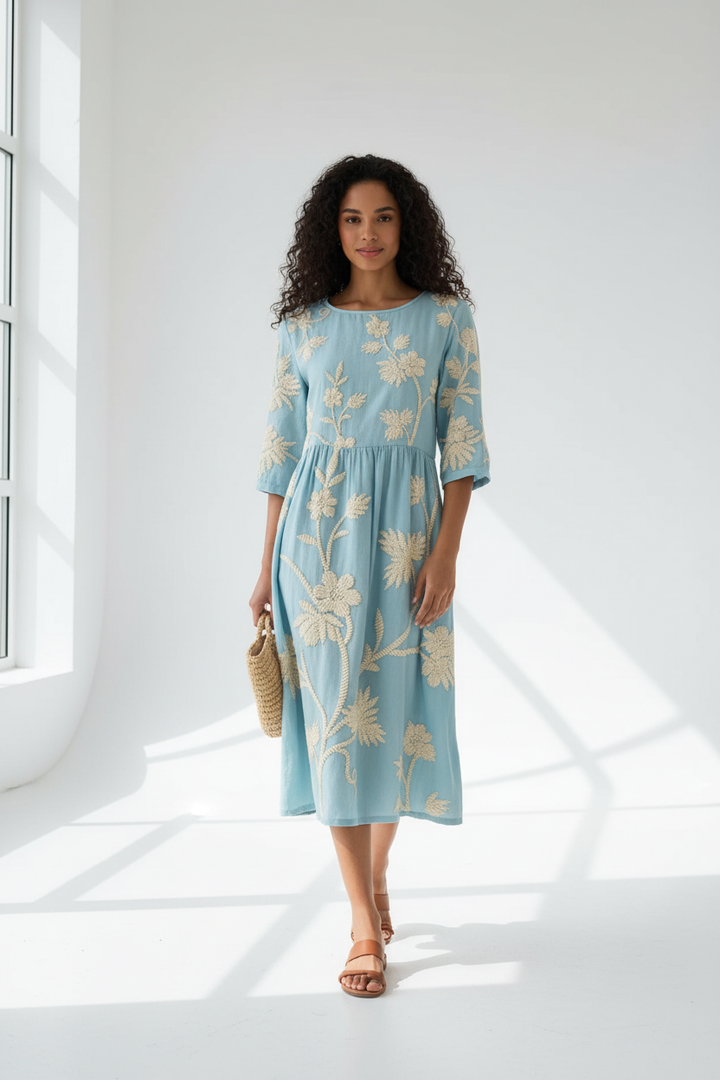 Studio shot 1 – full body front